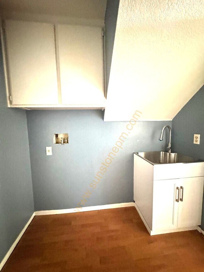 Building Photo - FULLY REMODELED CHINO HILLS BEAUTY! 4 BEDROOMS OFFICE 3-CAR GARAGE TOP SCHOOLS