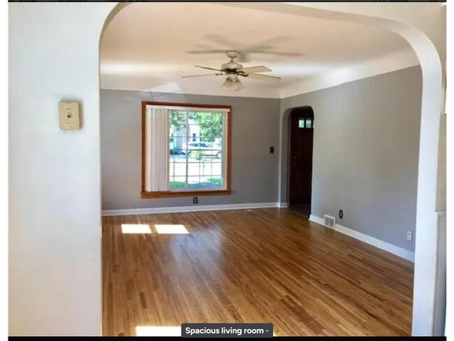 Building Photo - 316 W 64th St