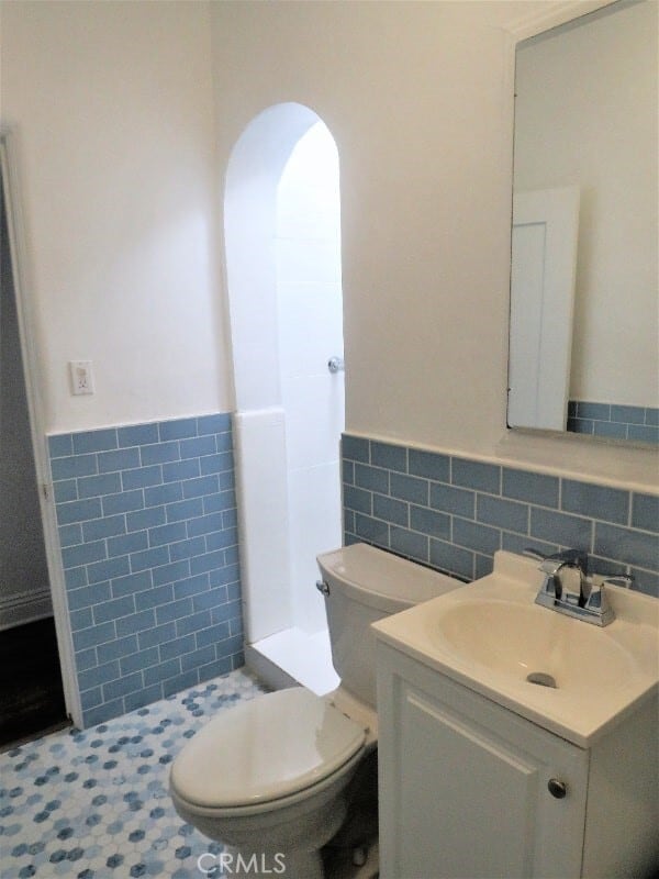 Building Photo - 227 S Gale Dr