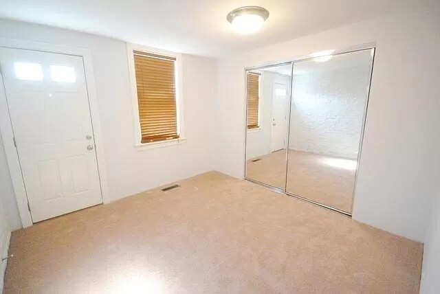 Bedroom - 6 N Boyle Ave