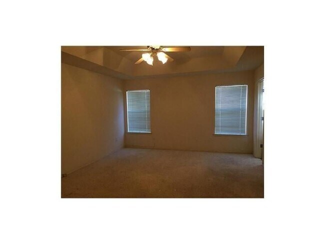 Building Photo - 14237 Desert Stone Dr