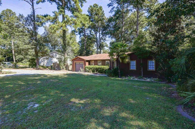 Building Photo - 1405 Parkdale Dr