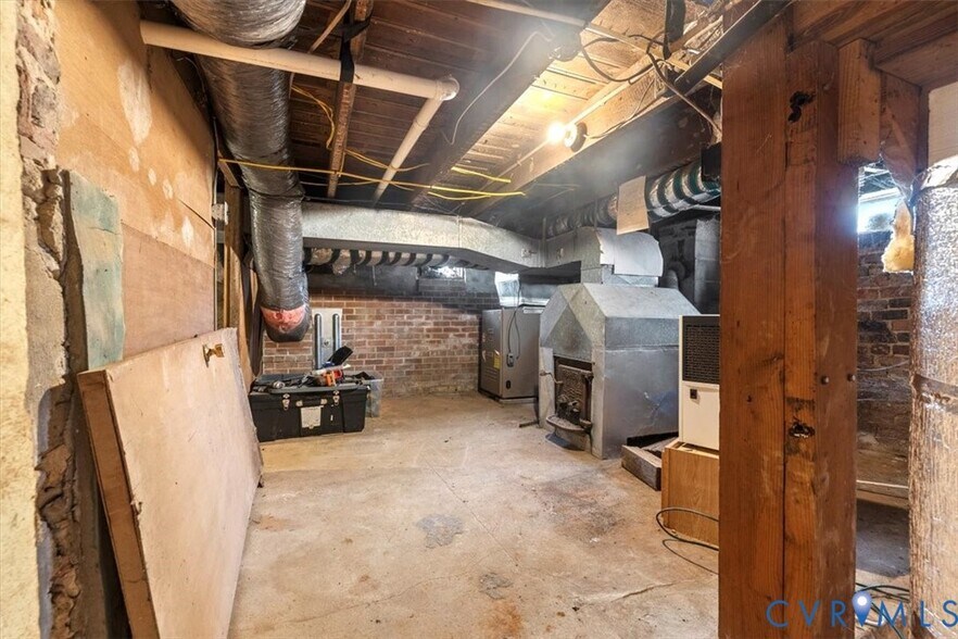 Building Photo - 2297 Indian Oak Rd