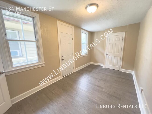 Building Photo - 134 Manchester St