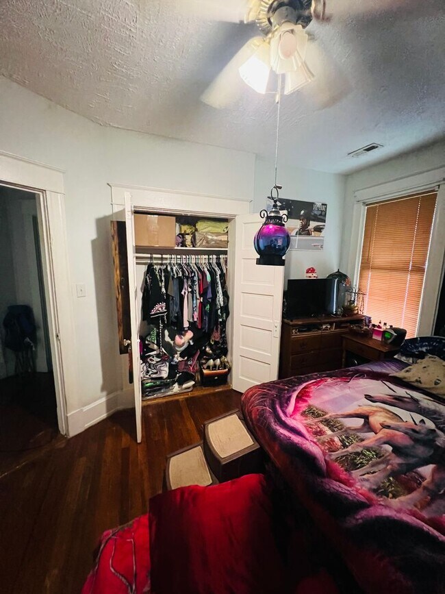 Building Photo - Charming 3bdrm/1.5bth Home Conveniently Located in Richmond's North Highland Park Subdivision w/P...