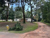 Building Photo - 160 Cottonwood Ct