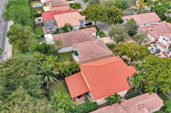 Building Photo - 10880 NW 58th Terrace