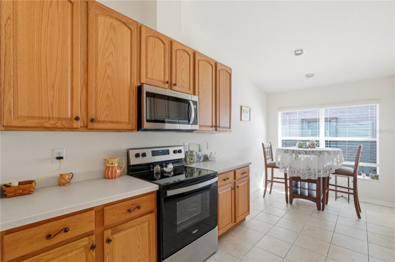 Building Photo - 2211 Pleasant Hill Ln