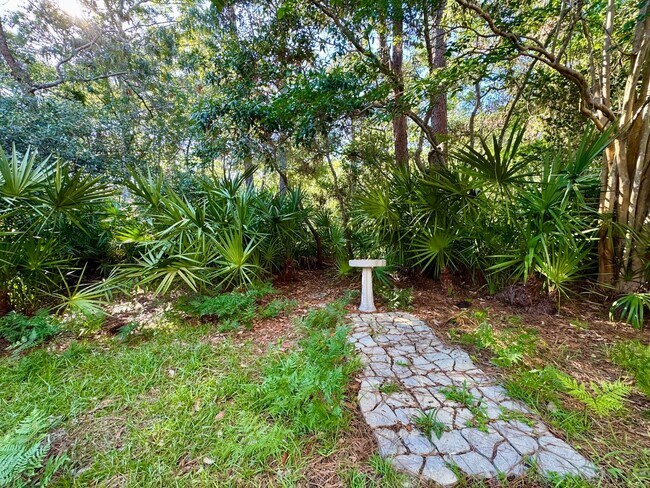 Building Photo - Fully Furnished Coastal Home in Gated Allenwood Community | Steps from Pool, Minutes from Schools...