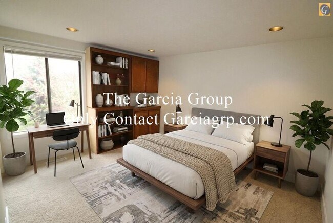 Building Photo - 10347 NW Alpenglow Way