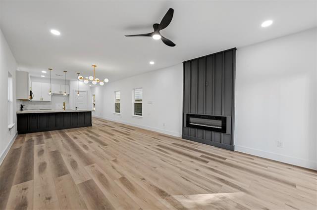 Building Photo - 2413 Easley St