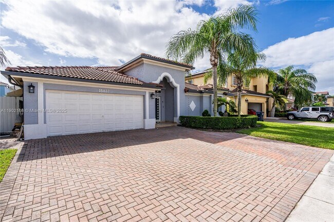 Building Photo - 15822 SW 140th St