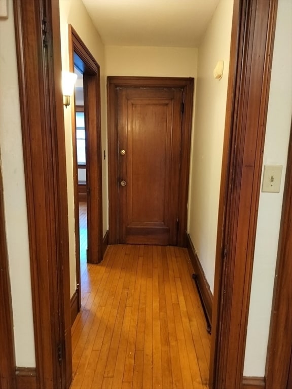 Building Photo - 462 Lincoln St