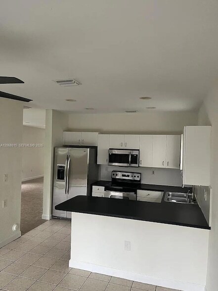 Building Photo - 350 NE 31st Terrace