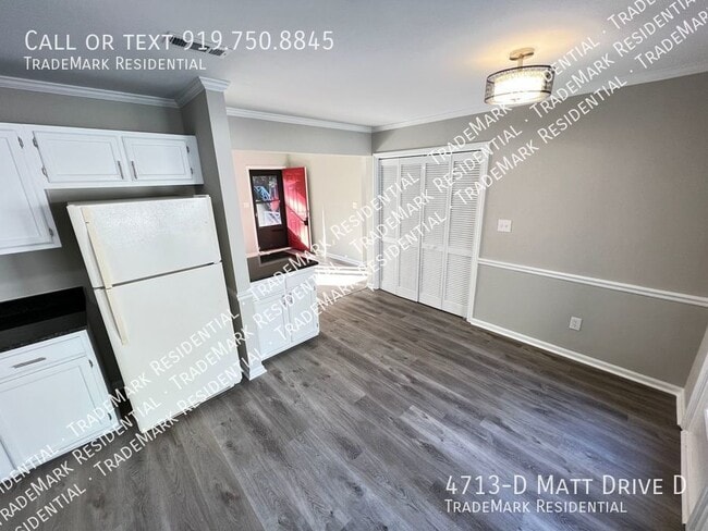 Building Photo - 4713 Matt Dr