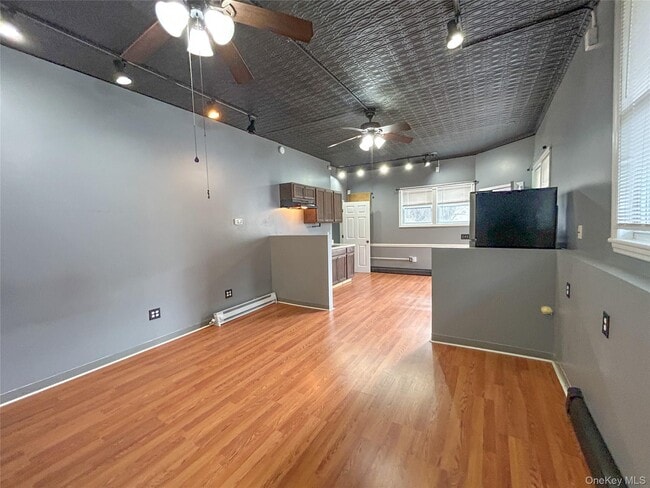 Building Photo - 51 Worrall Ave