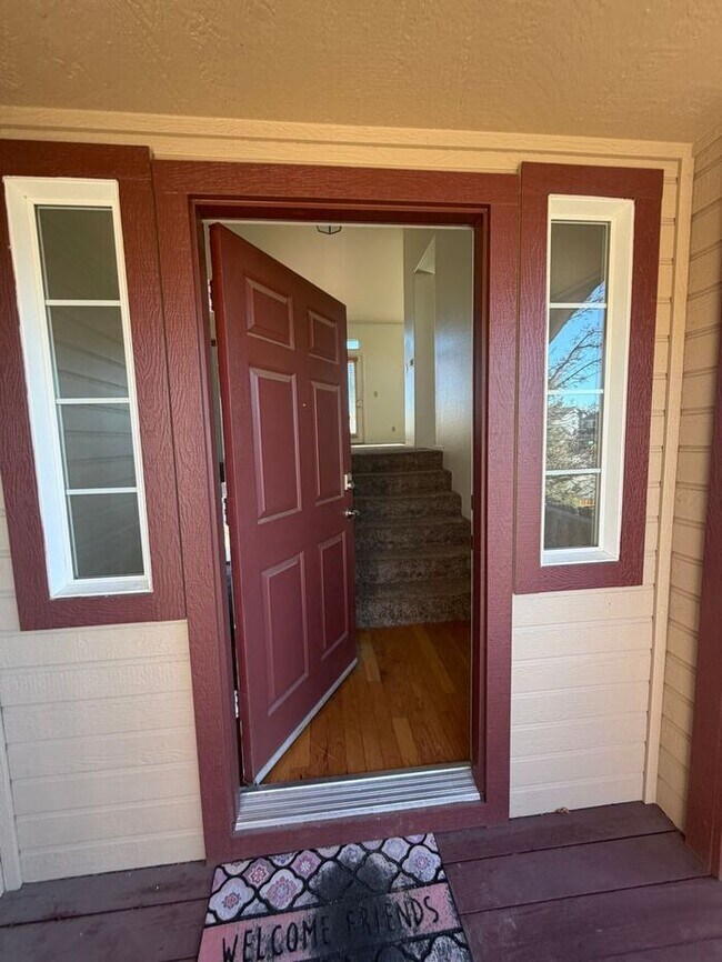 Building Photo - 2950 Twin Creeks Ct