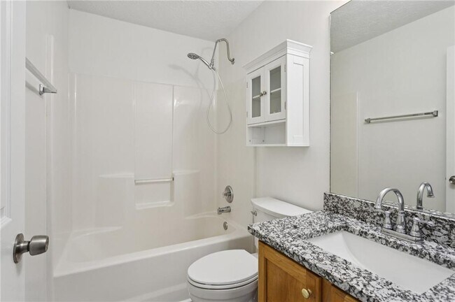 Building Photo - 208 Carrington Way