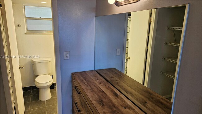 Building Photo - 404 NW 68th Ave