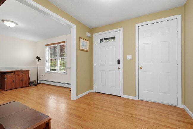 Building Photo - 27 Colburn St