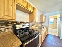 Building Photo - 2725 S Edison St