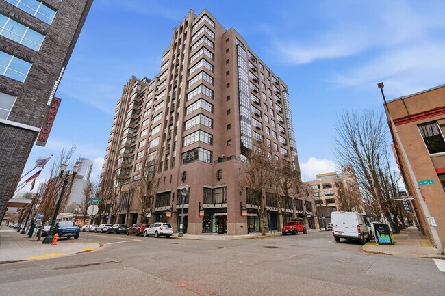 Building Photo - Modern + Spacious Pearl District Condo Including 24/7 Security +1  Secured Parking Spot Available...