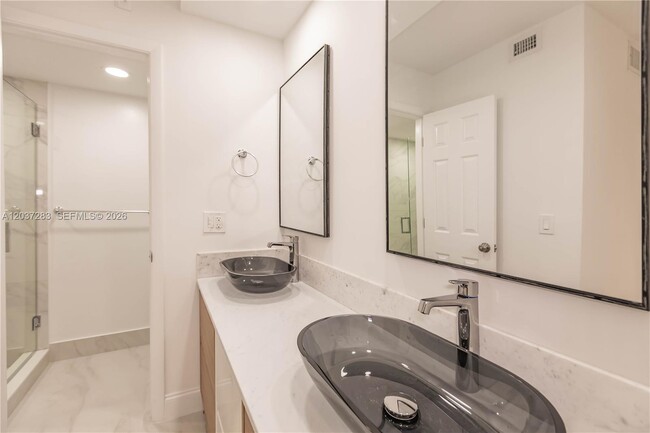 Building Photo - 2931 SW 87th Terrace