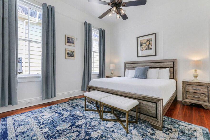 Building Photo - 5128 Freret St