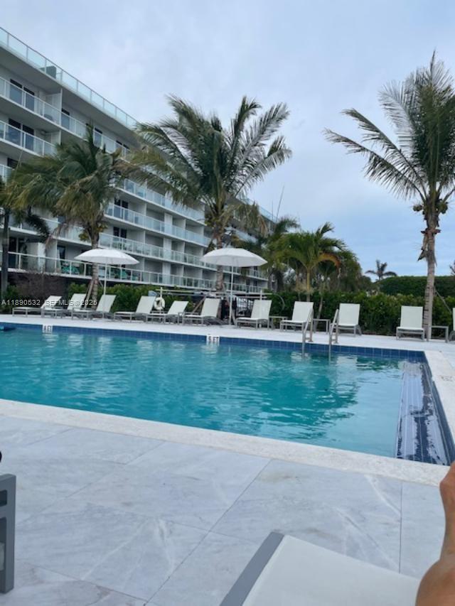 Building Photo - 2560 S Ocean Blvd