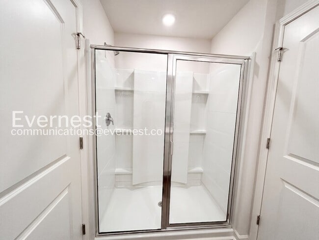 Building Photo - 109 Maple Spg Trl