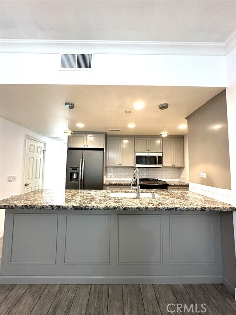 Building Photo - 11630 Warner Ave