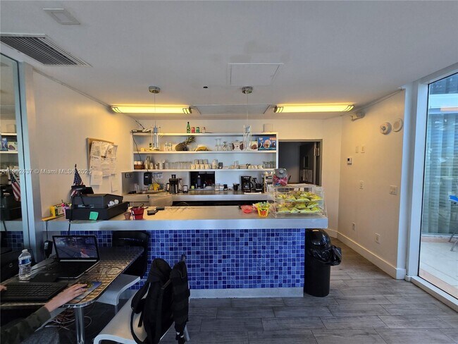 Building Photo - 19333 Collins Ave