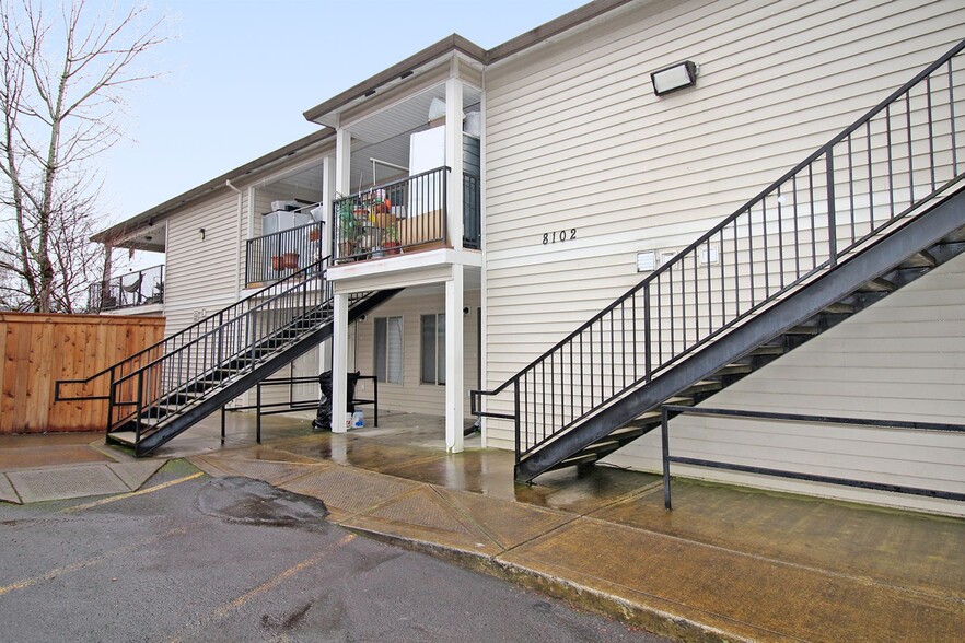 Building Photo - 8102 SE Lambert St