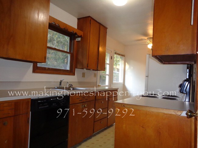 Building Photo - 3515-3525 Belle Vista Ct S