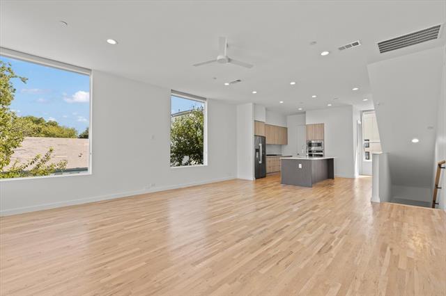 Building Photo - 4210 Delano Pl