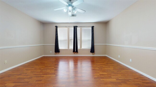 Building Photo - 21050 Florette Ln