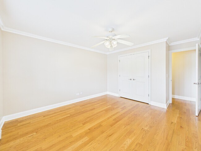 Building Photo - 2210 S Goebbert Rd