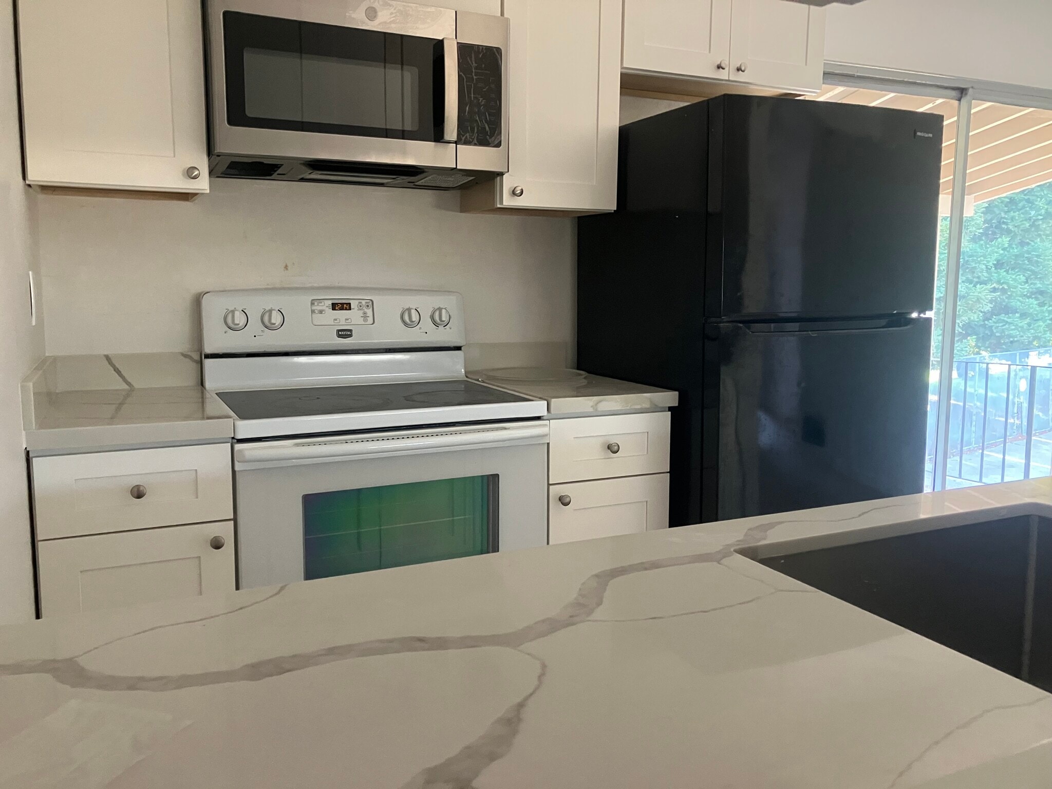 Building Photo - 2467 Colina Ct