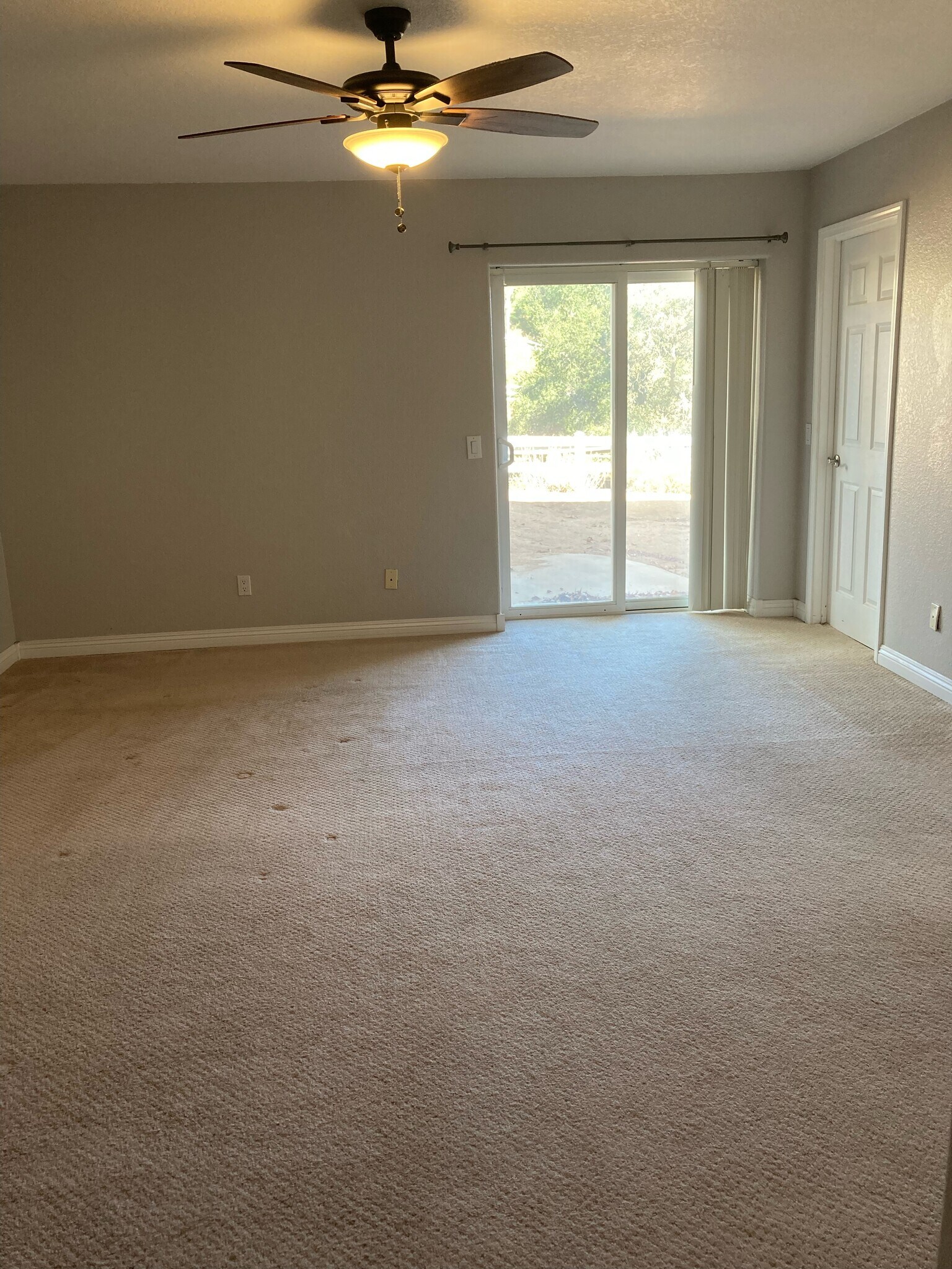 Building Photo - 11112 Calgary Way