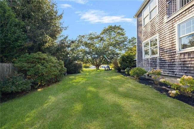 Building Photo - 9 White Terrace