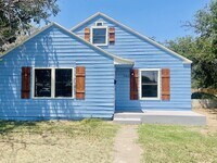 Building Photo - 2202 24th St