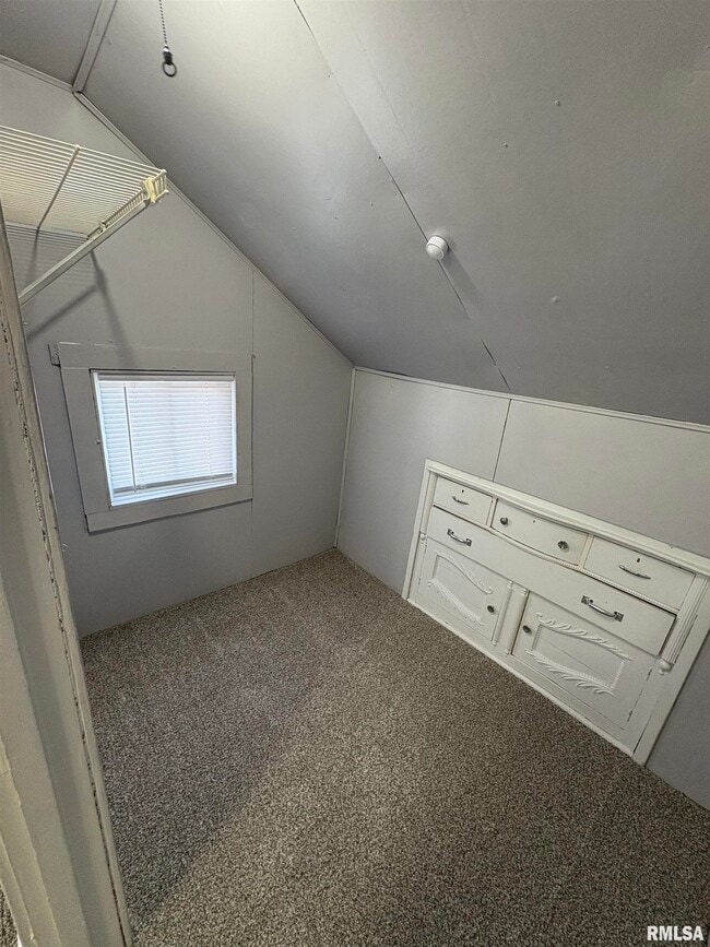 Building Photo - 705 E Marietta Ave