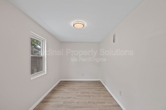 Building Photo - 2520 Grand Blvd