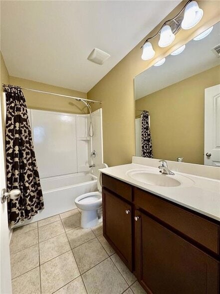 Building Photo - 1514 Chelsea Falls Ln