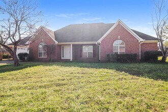 Building Photo - 6223 Oxbourne Cove