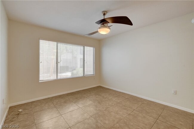 Building Photo - 5710 E Tropicana Ave