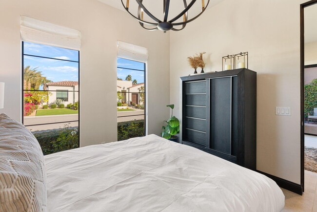 Building Photo - 75213 Hancock Pl