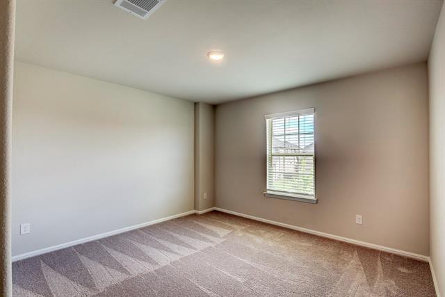 Building Photo - 3613 Bluestem Blvd