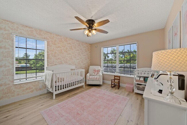 Building Photo - 864 Whippoorwill Row