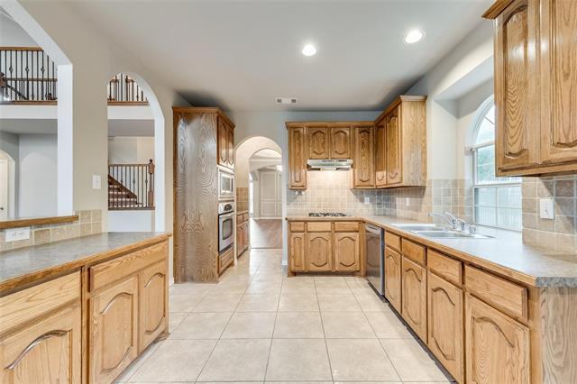 Building Photo - 1213 Vistawood Dr